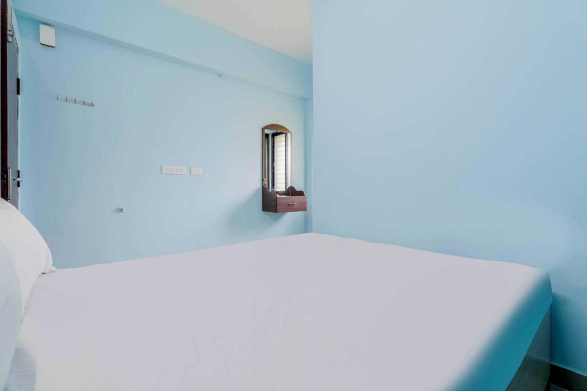 Oyo Flagship Anantha Residency Hotel มทุราย ภายนอก รูปภาพ