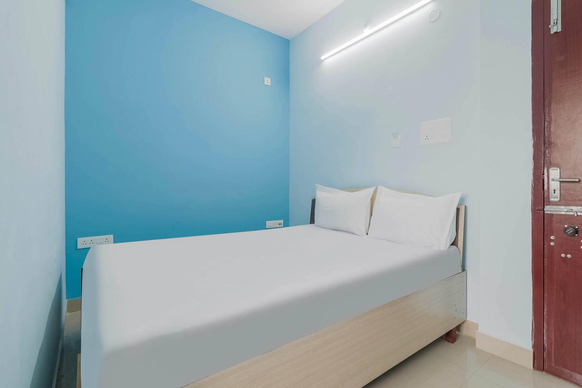 Oyo Flagship Anantha Residency Hotel มทุราย ภายนอก รูปภาพ